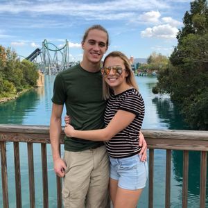 Meet your Posher, Lauren